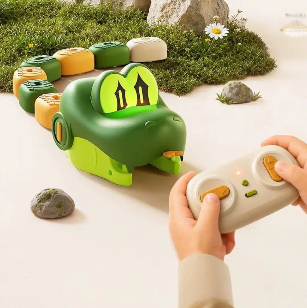 SnakeFrenzy™ Interactive Snake Toy